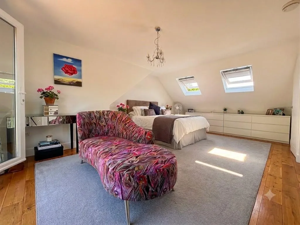 Grants Close, Mill Hill, NW7, photo 5