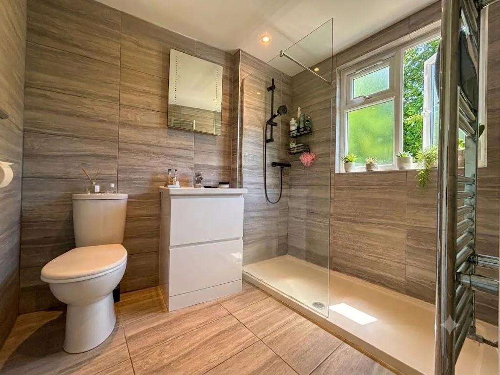 Grants Close, Mill Hill, NW7, photo 8