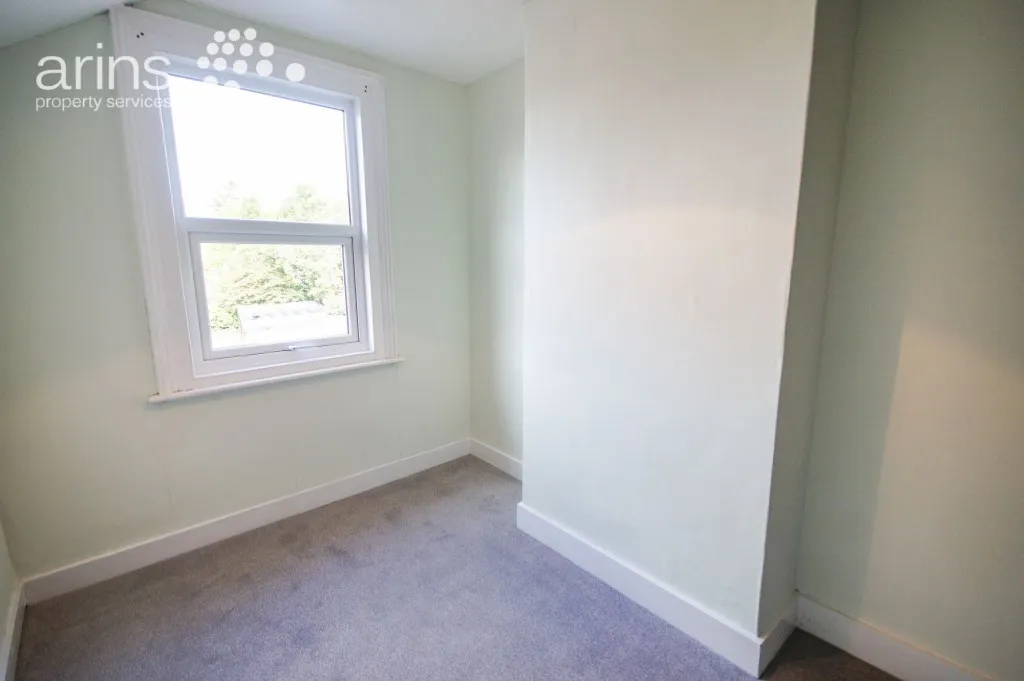 Pitcroft Avenue, Reading, RG6, photo 10