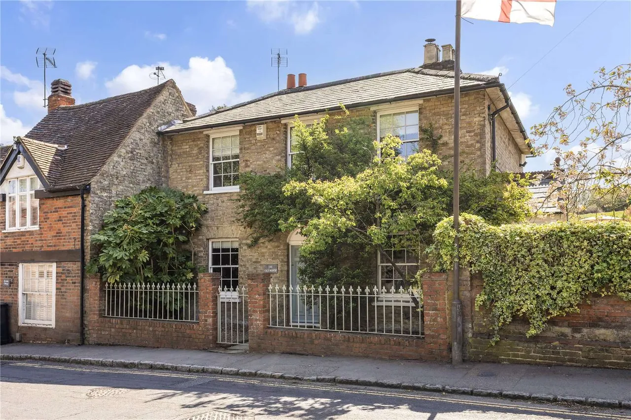 3 bed house for sale — Deanway, Chalfont St. Giles, Buckinghamshire, HP8 4JH