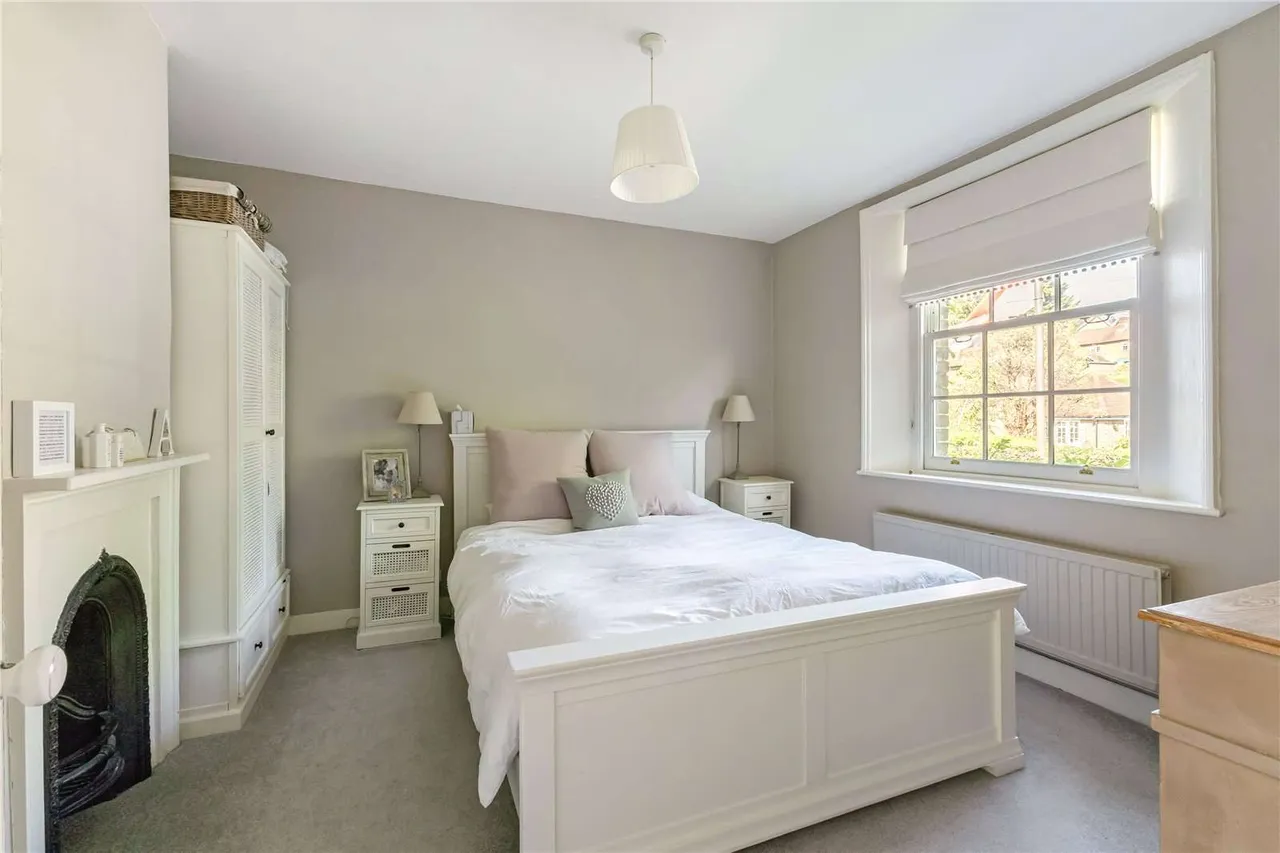 Deanway, Chalfont St. Giles, Buckinghamshire, HP8 4JH, photo 12