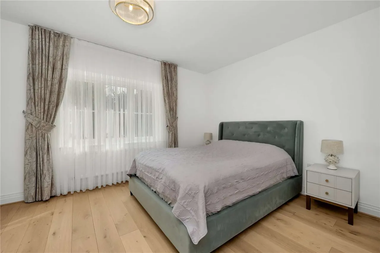 Martin Avenue, Ascot, SL5, photo 8