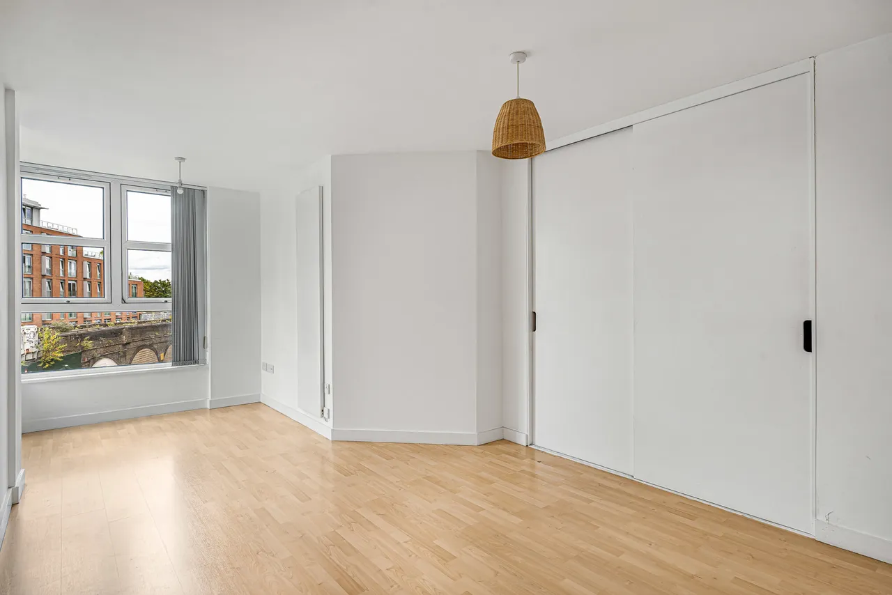 Upper Richmond Road, London, SW15, photo 8