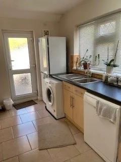 Lowcroft Drive, Oadby, Leicester, LE2, photo 2