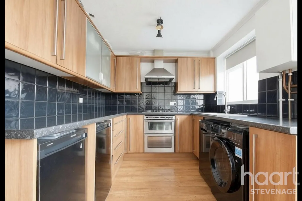 Carters Close, Stevenage, SG2, photo 3