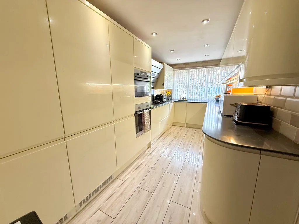 Longbrooke, Houghton Regis LU5 5QX, photo 4