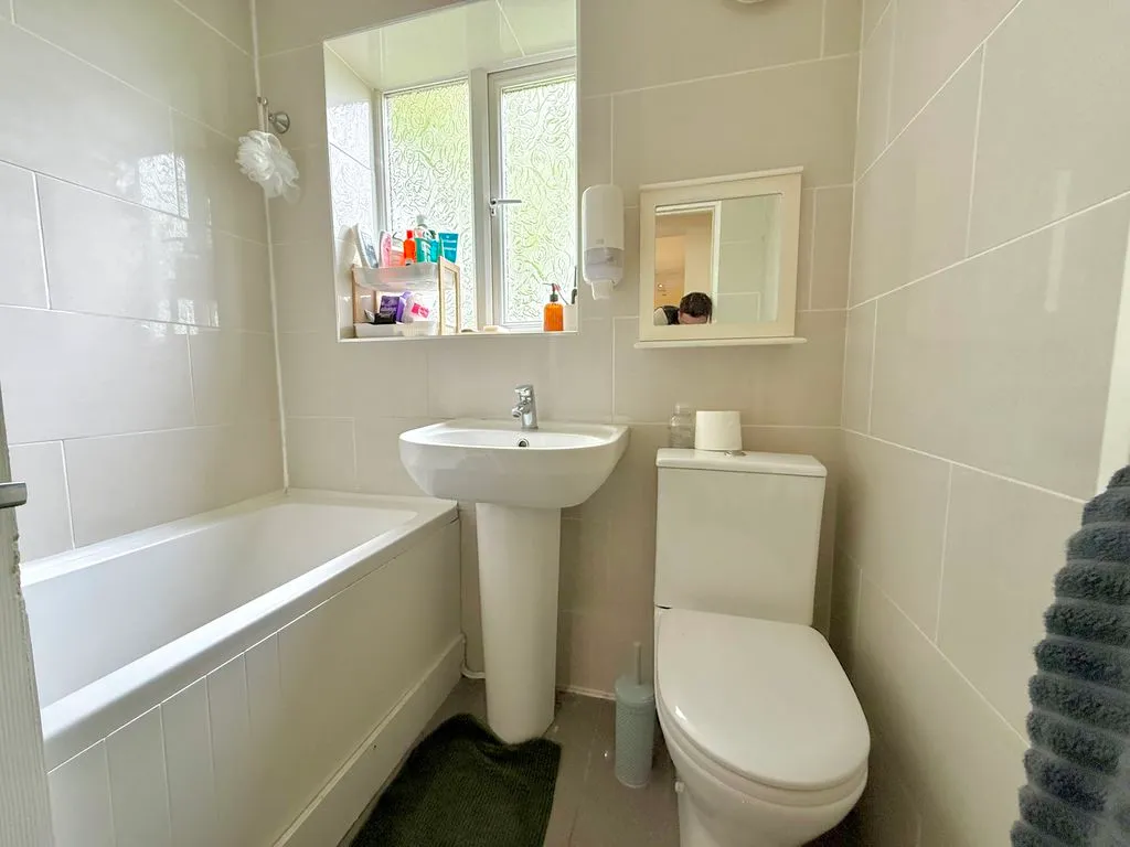 Longbrooke, Houghton Regis LU5 5QX, photo 19