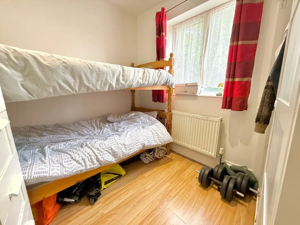 Longbrooke, Houghton Regis LU5 5QX, photo 15