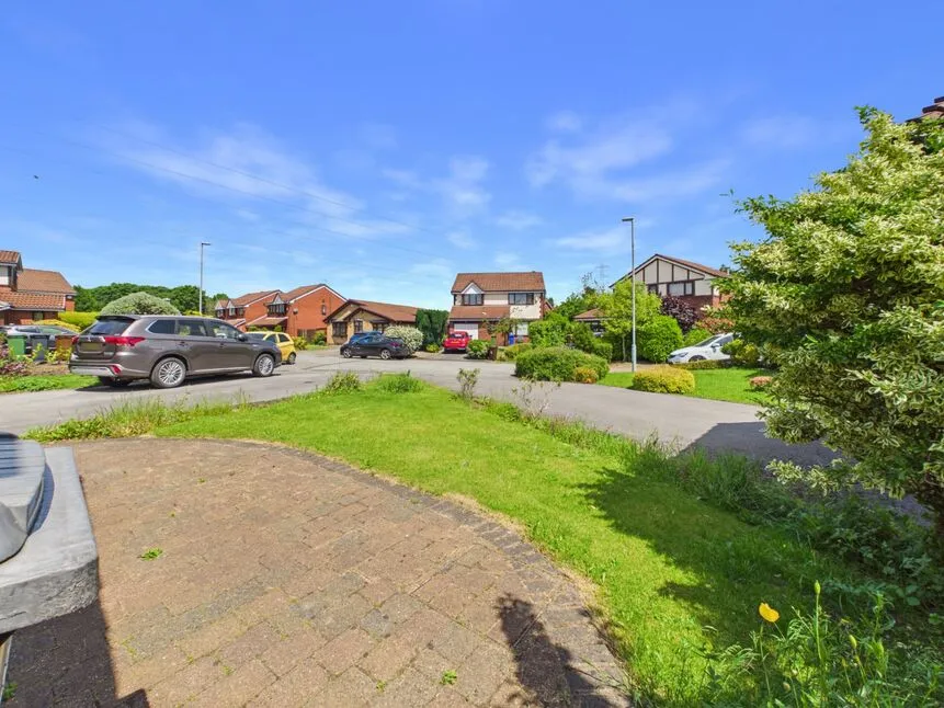 The Heath, Ashton-under-Lyne, OL7, photo 24