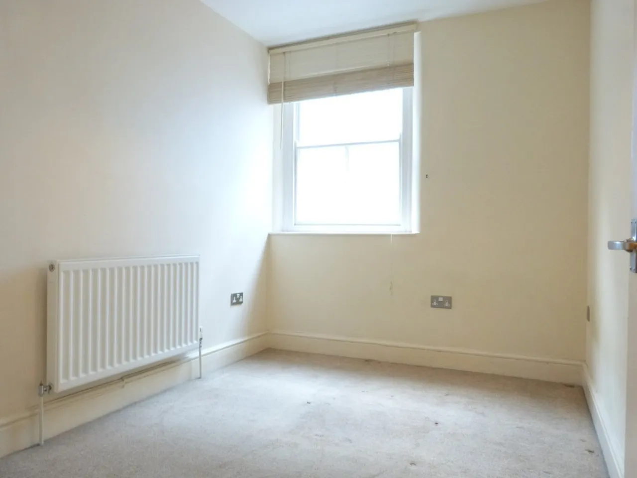 Foregate Street, Worcester, WR1, photo 6