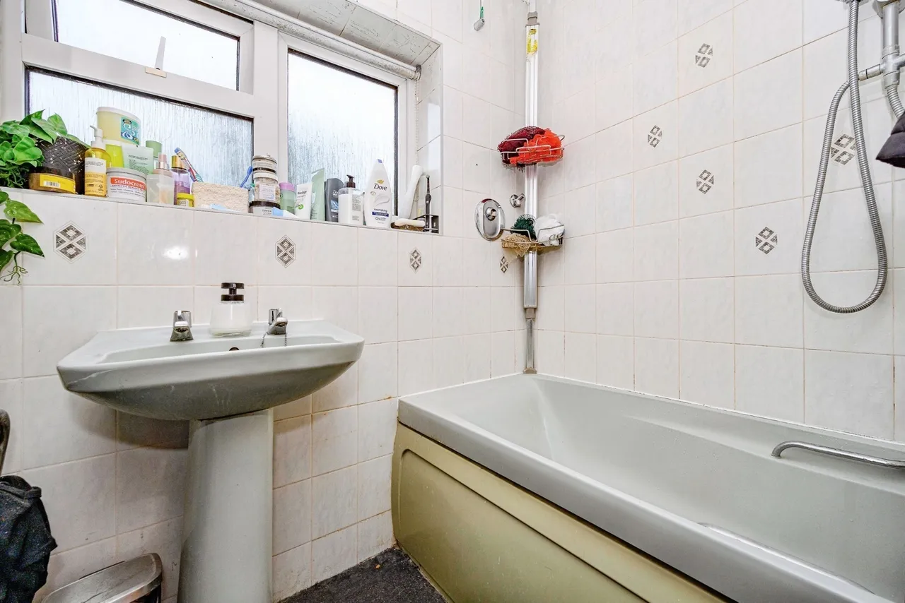 Sutton Gardens, LUTON, Bedfordshire, LU3, photo 10