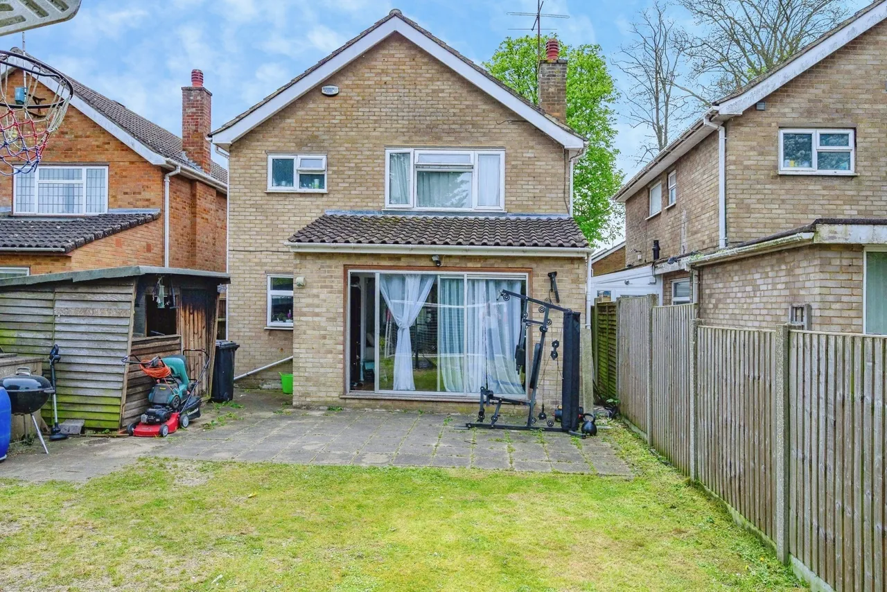 Sutton Gardens, LUTON, Bedfordshire, LU3, photo 7