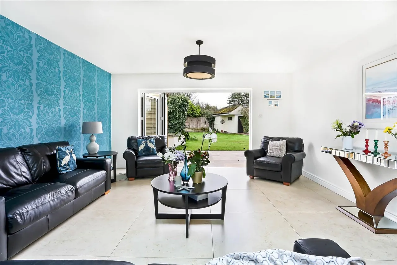 The Lawns, South Cheam, SM2 7PU, photo 10