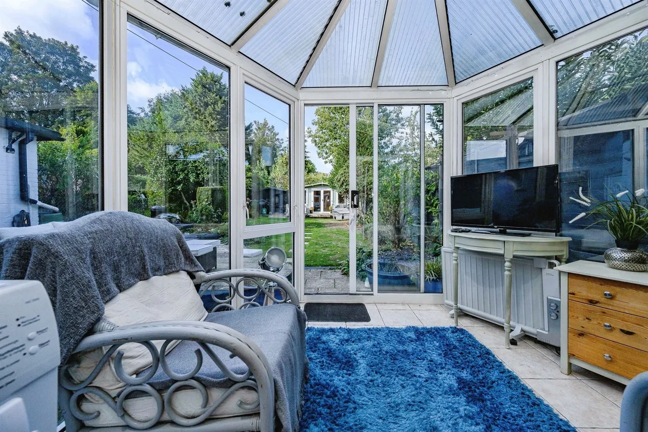 Coates Way, Watford, WD25, photo 6