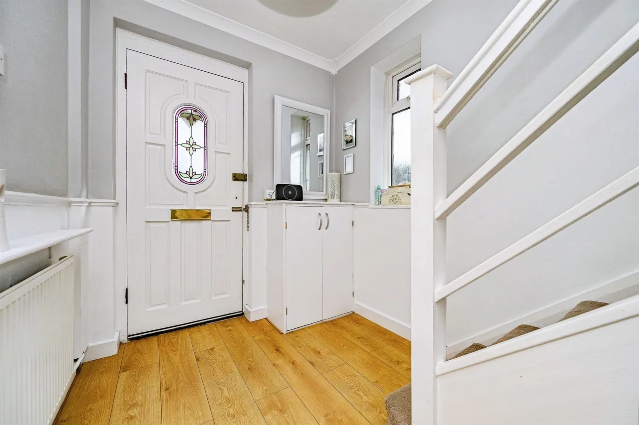 Coates Way, Watford, WD25, photo 18
