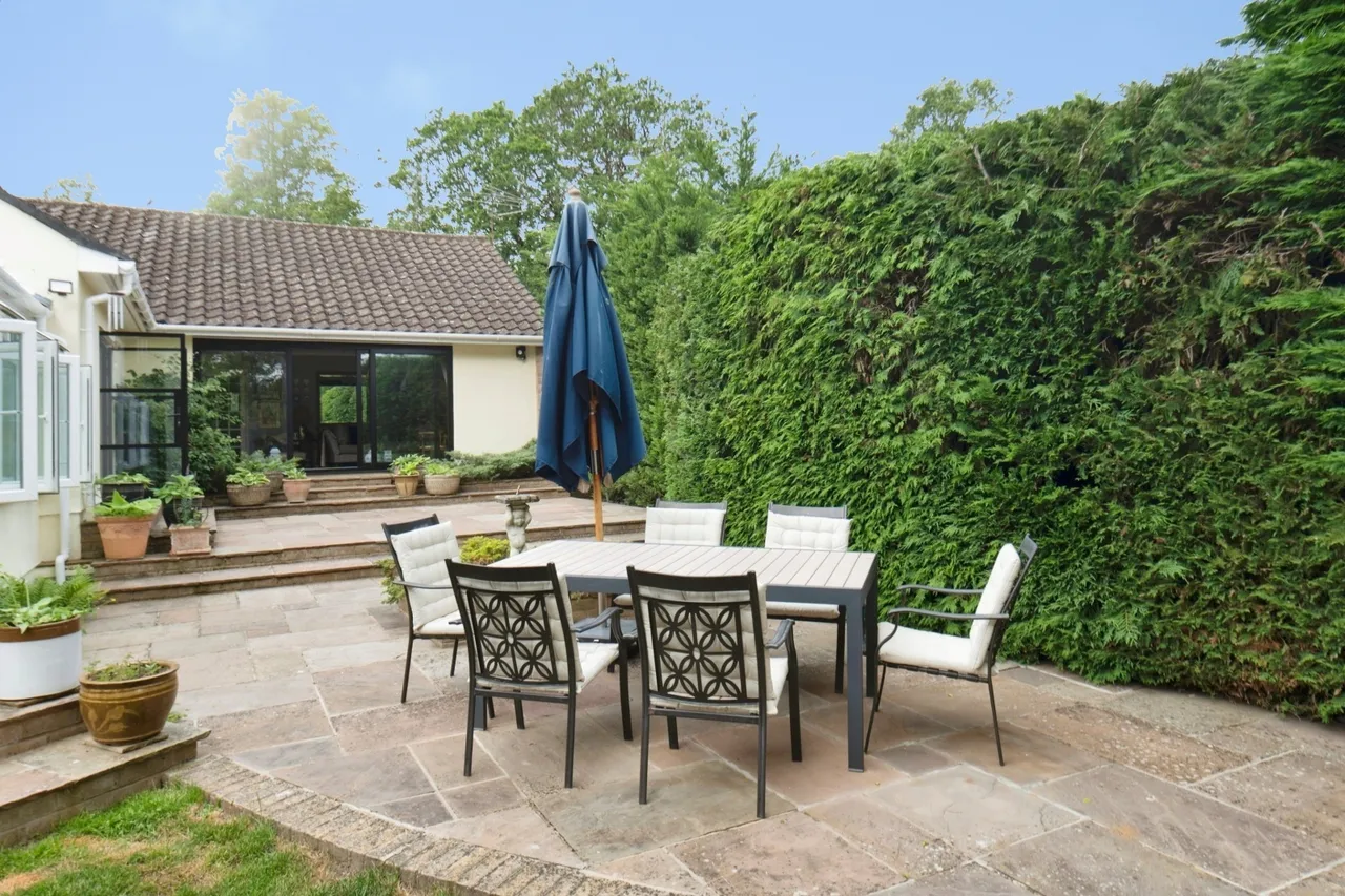 Forest Lane, East Horsley, KT24, photo 10