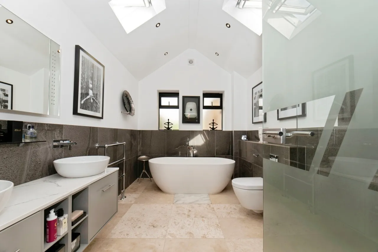 Forest Lane, East Horsley, KT24, photo 6