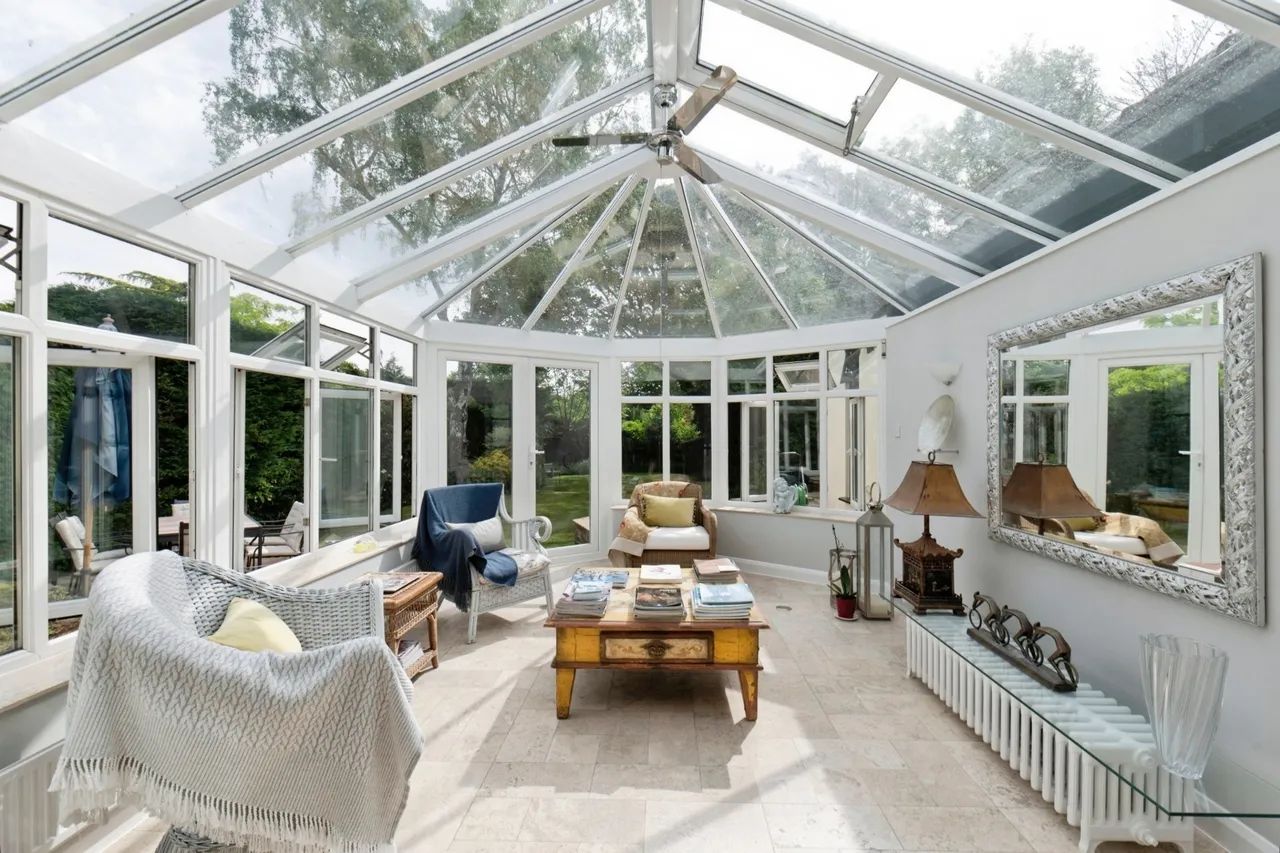 Forest Lane, East Horsley, KT24, photo 3