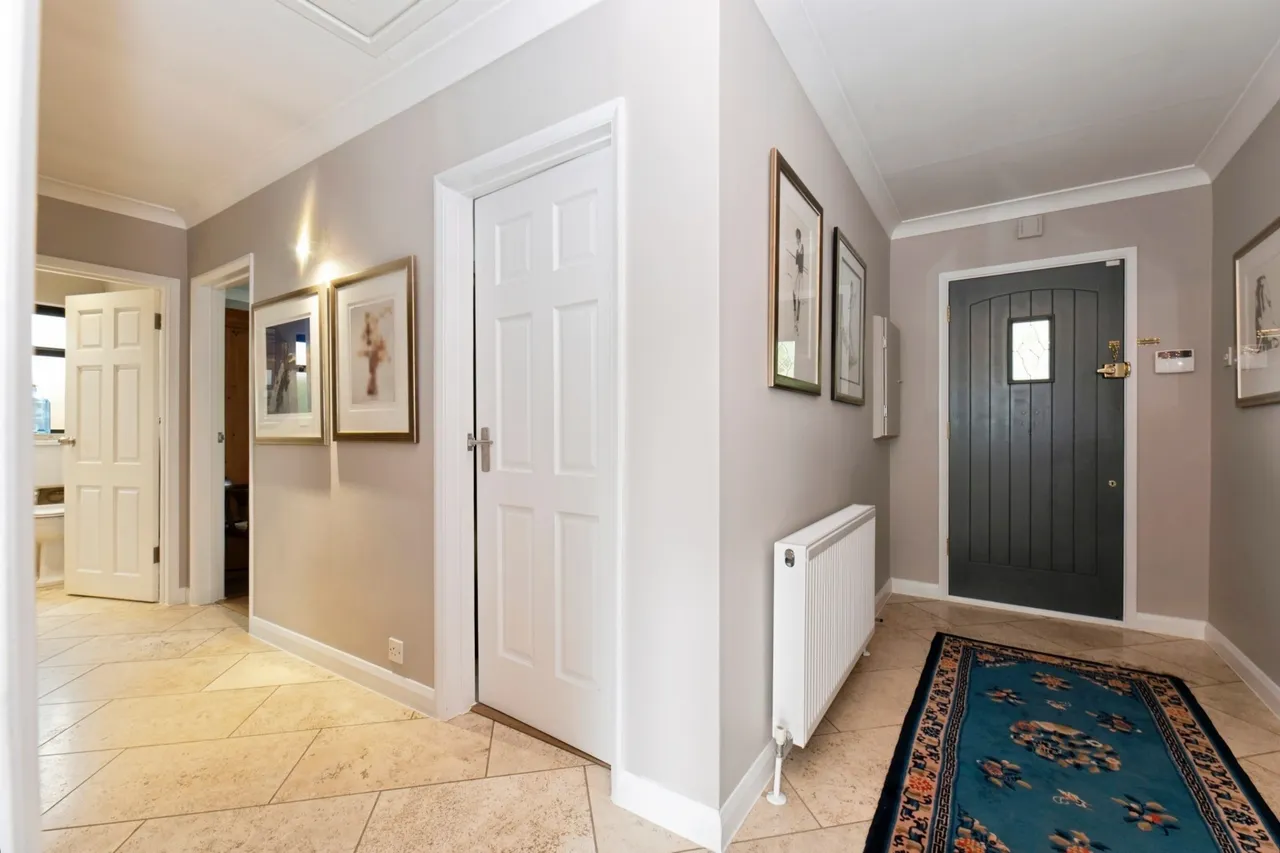 Forest Lane, East Horsley, KT24, photo 19