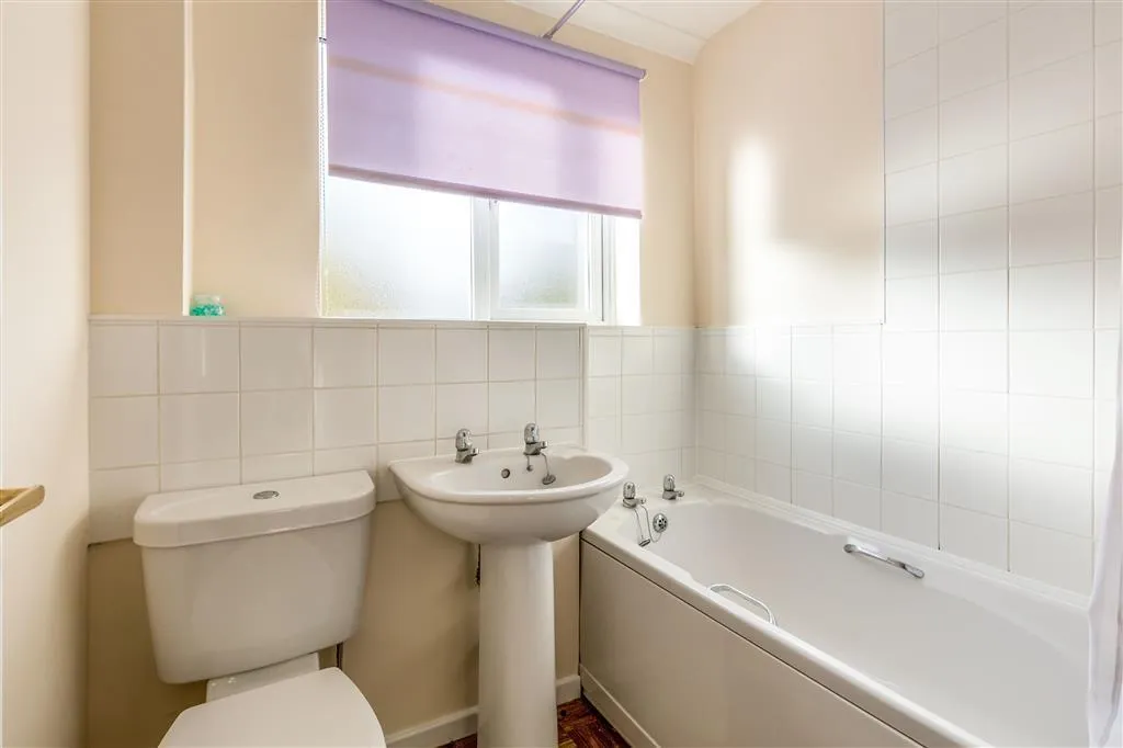 Cornwall Road, Kettering, NN16, photo 4