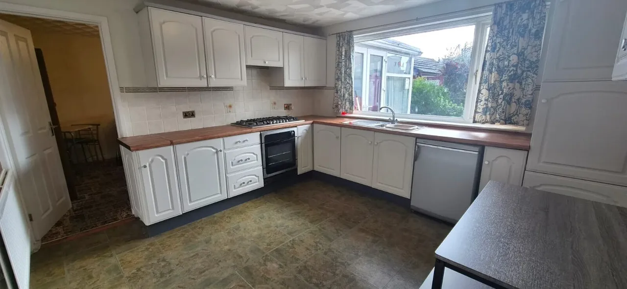Park Road, Bargoed, CF81, photo 9