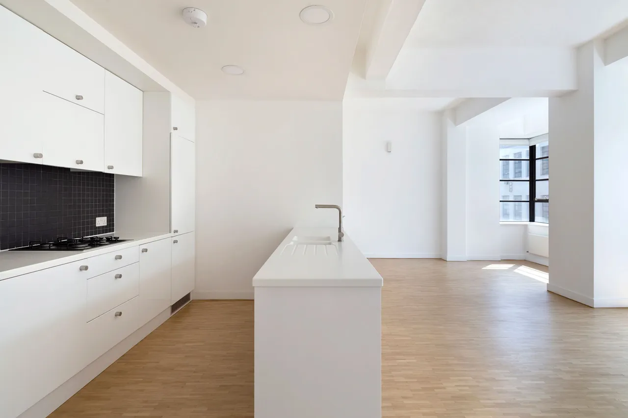 Flat 3, 32 Leather Lane, London, photo 3