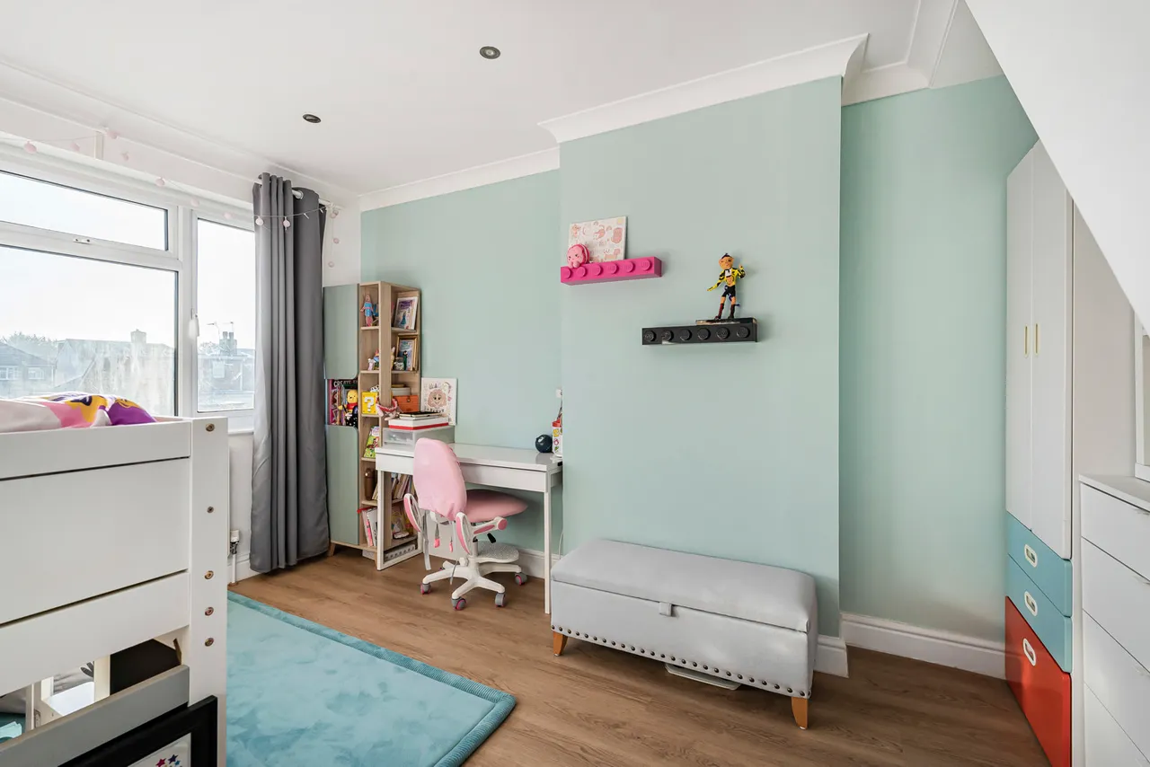 Albemarle Avenue, Twickenham, TW2, photo 13