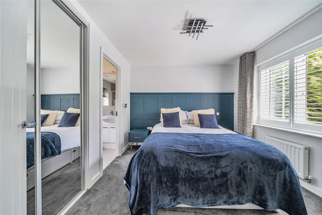 Damson Drive, Halstead, Sevenoaks, Kent, TN14, photo 12