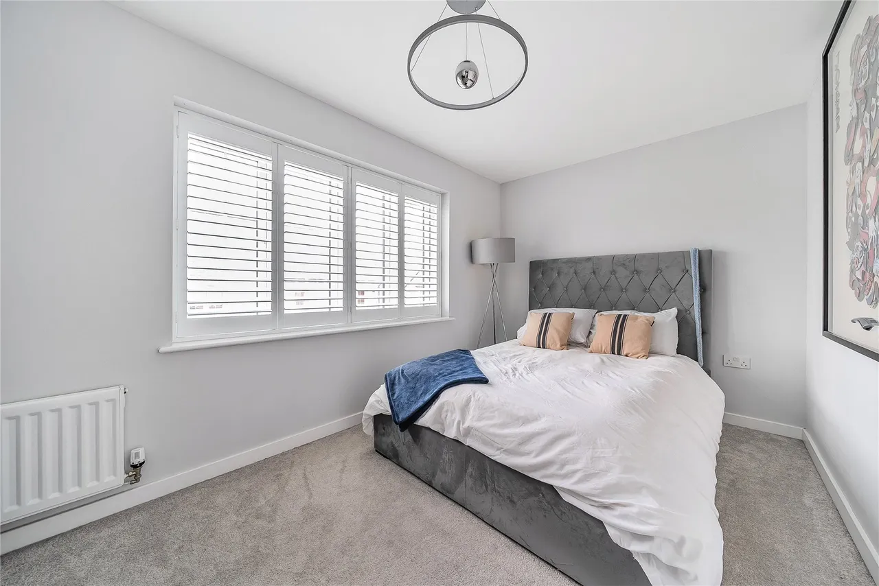 Damson Drive, Halstead, Sevenoaks, Kent, TN14, photo 13
