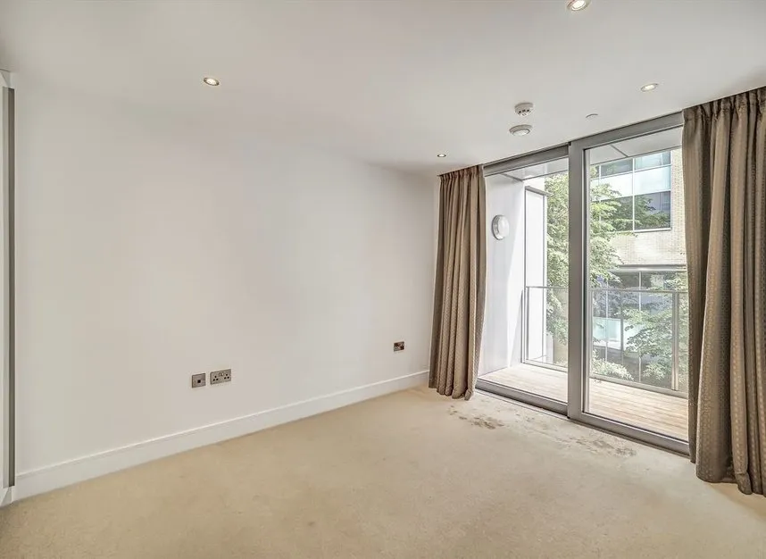 Uxbridge Road, Ealing, W5, photo 4