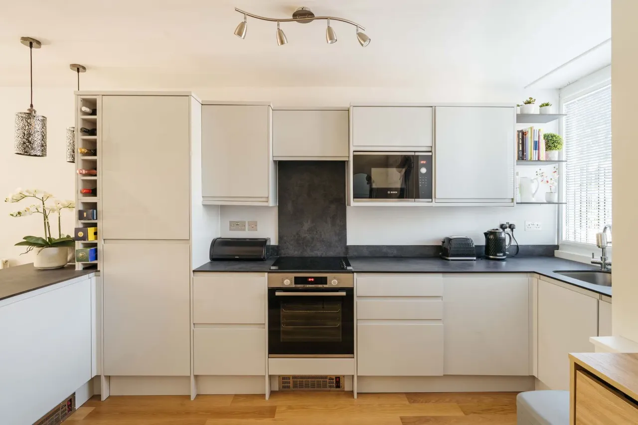 Lysander House, Temple Street, Bethnal Green E2, photo 5