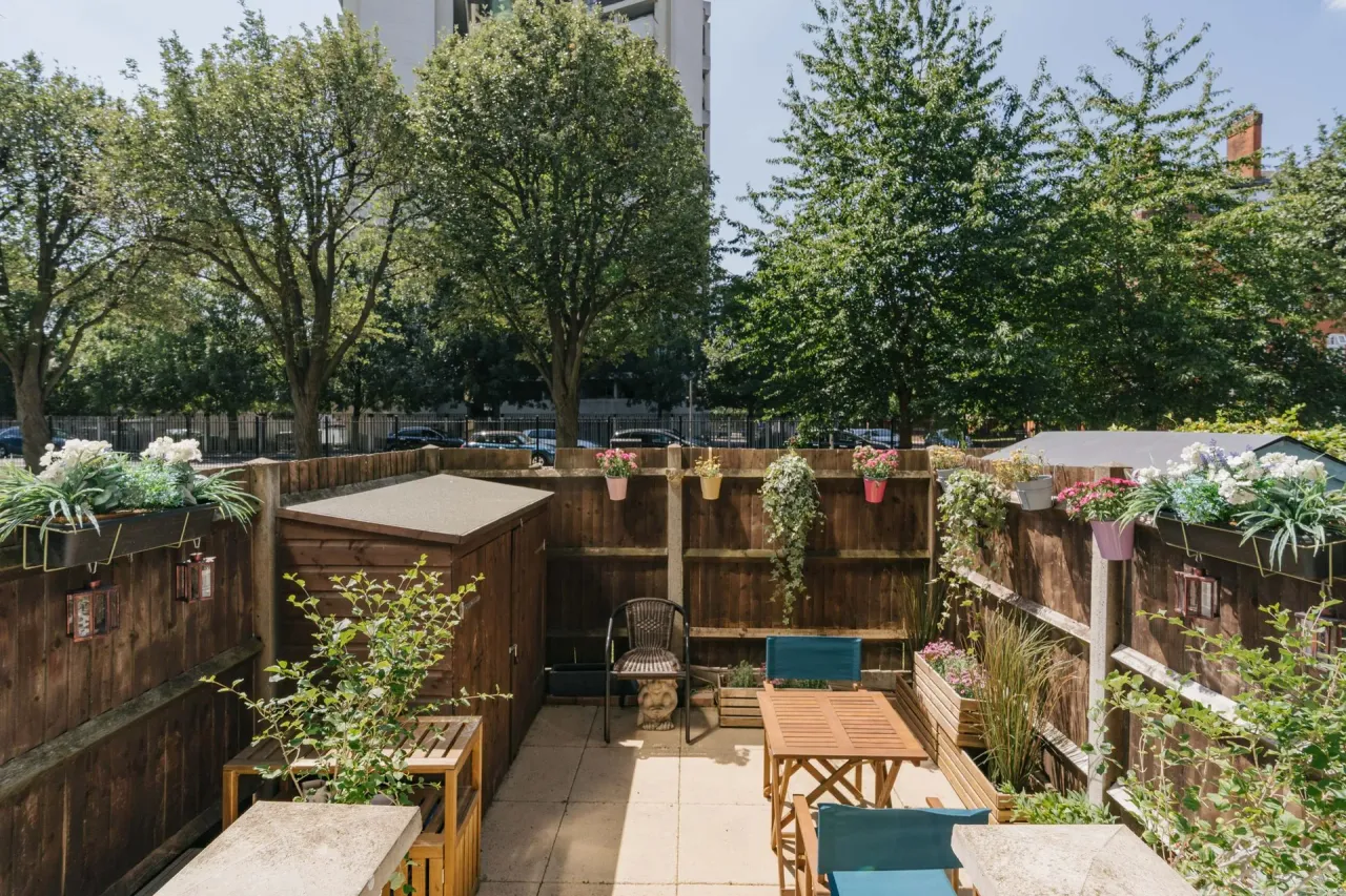 Lysander House, Temple Street, Bethnal Green E2, photo 2