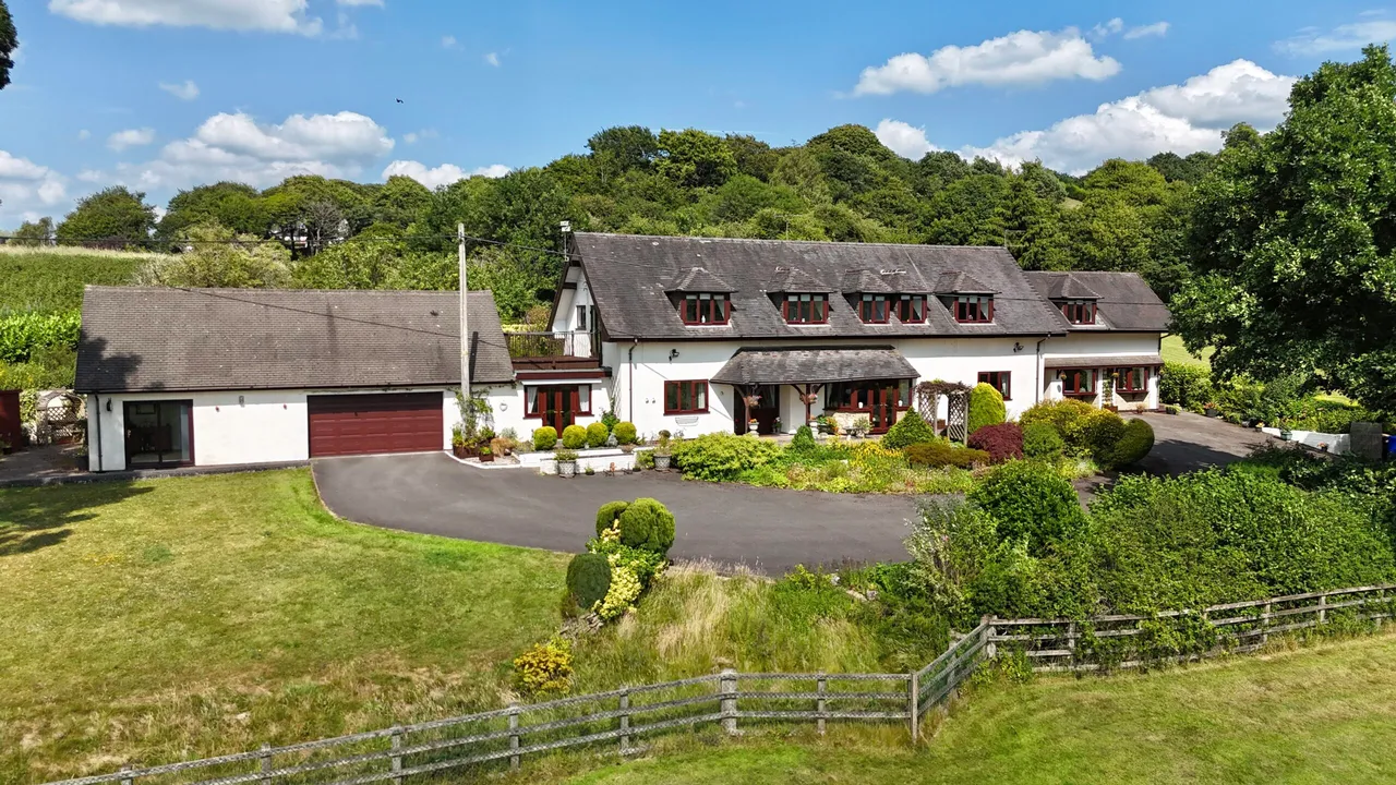 5 bed house for sale, Lightwood Road, Stoke-On-Trent, ST3