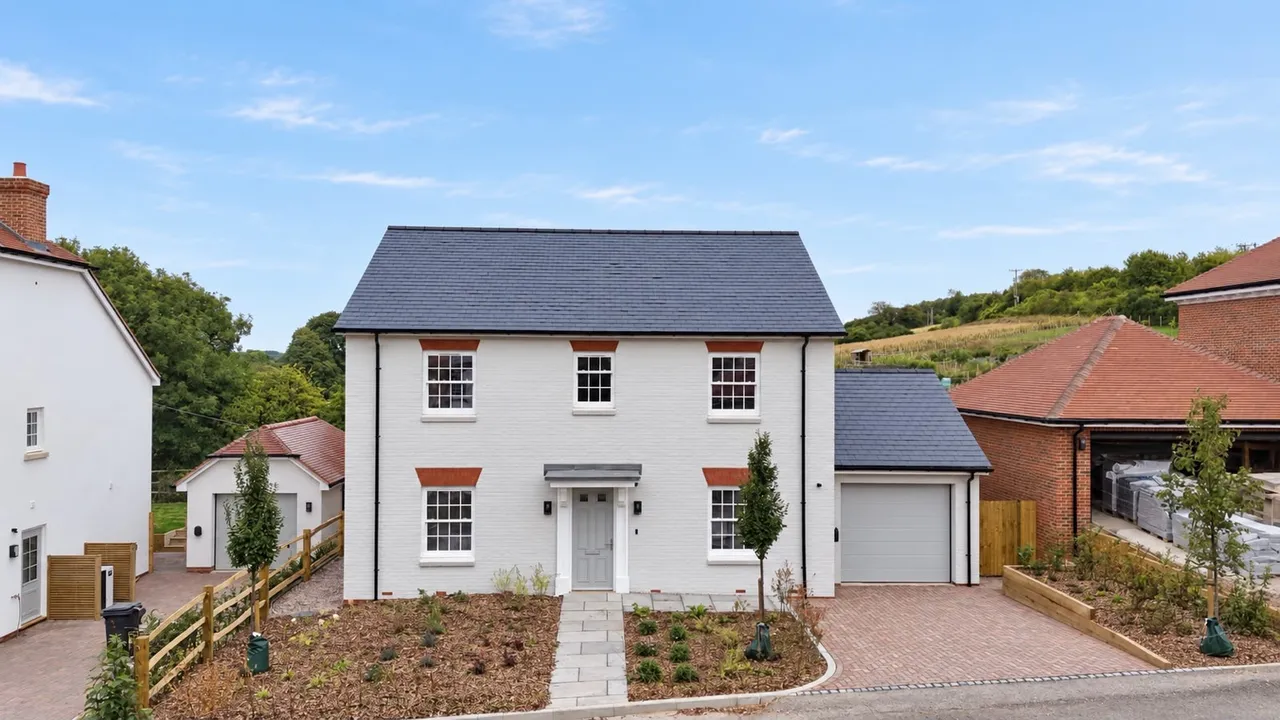 4 bed house for sale — Furzedown Road, Kings Somborne, Stockbridge, Hampshire, SO20 6NL