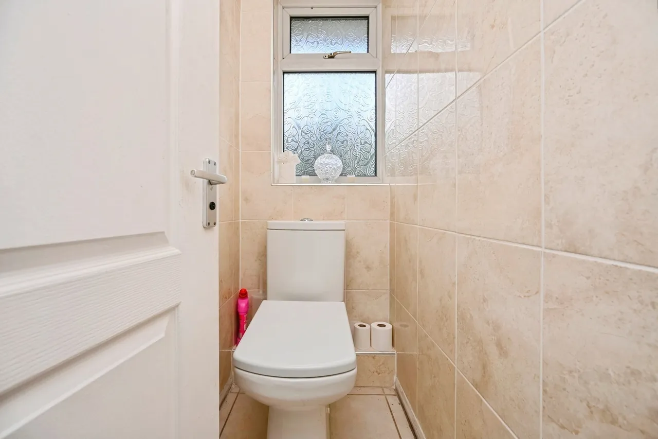 Honey Hall Road, Liverpool, L26, photo 16