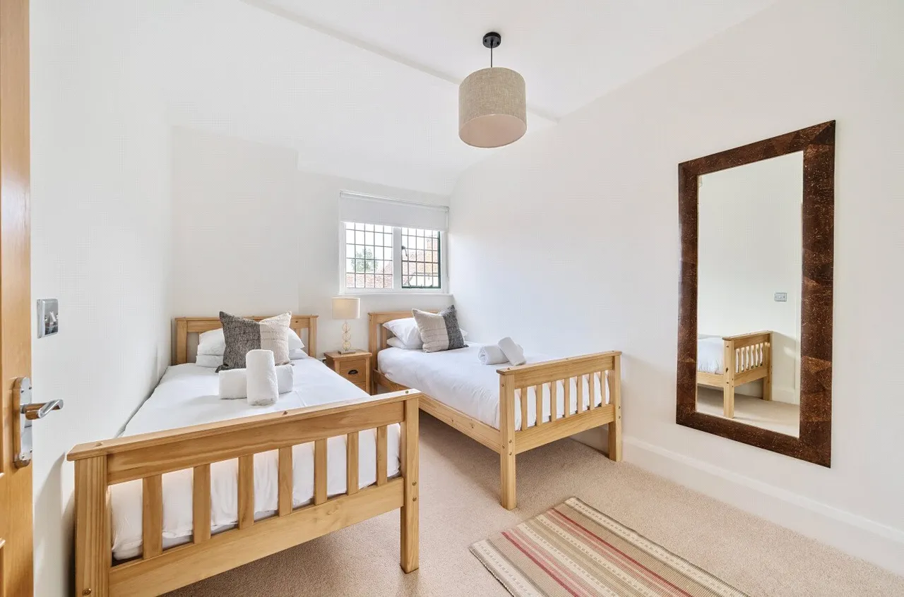 Stable Courtyard, Rousdon, Lyme Regis, Devon, DT7 3RA, photo 12