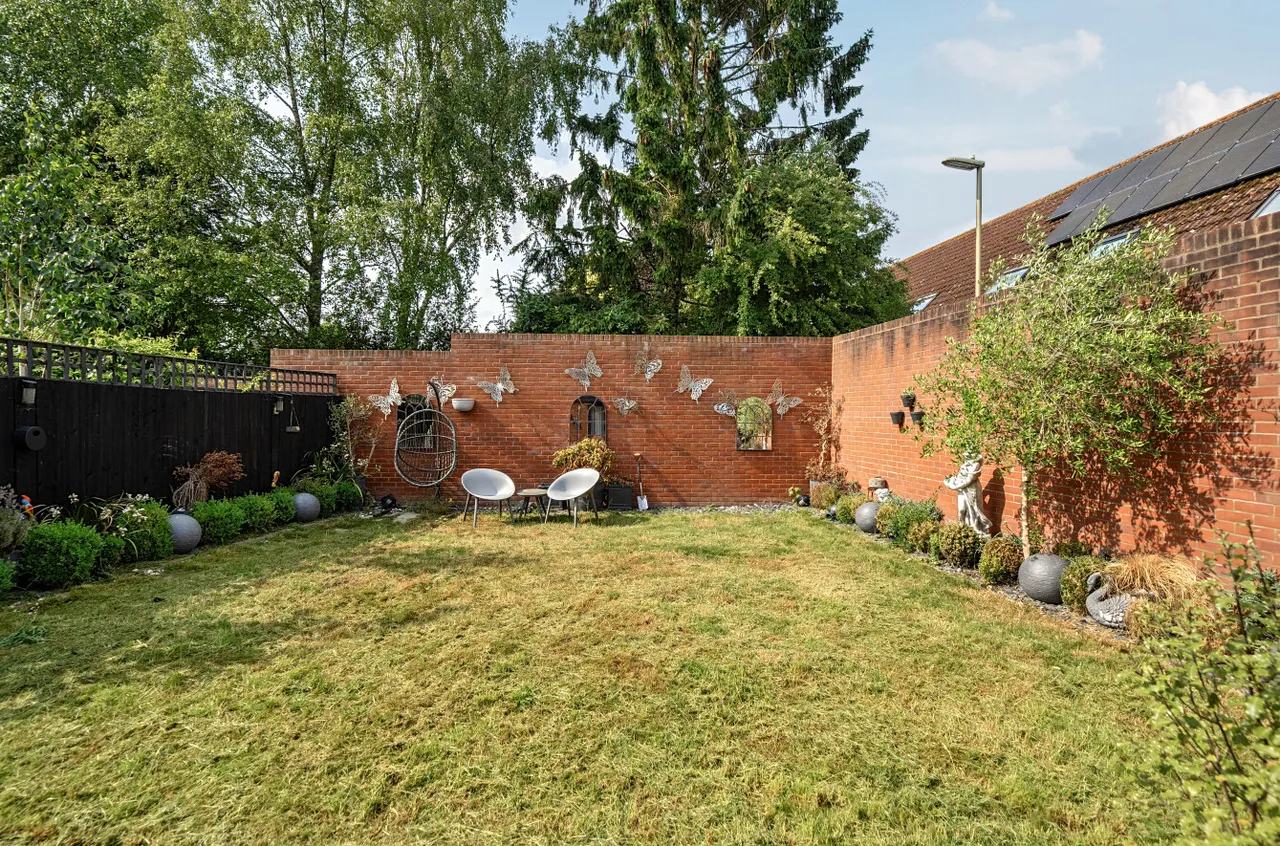 Station Drive, Sutton Scotney, SO21, photo 15