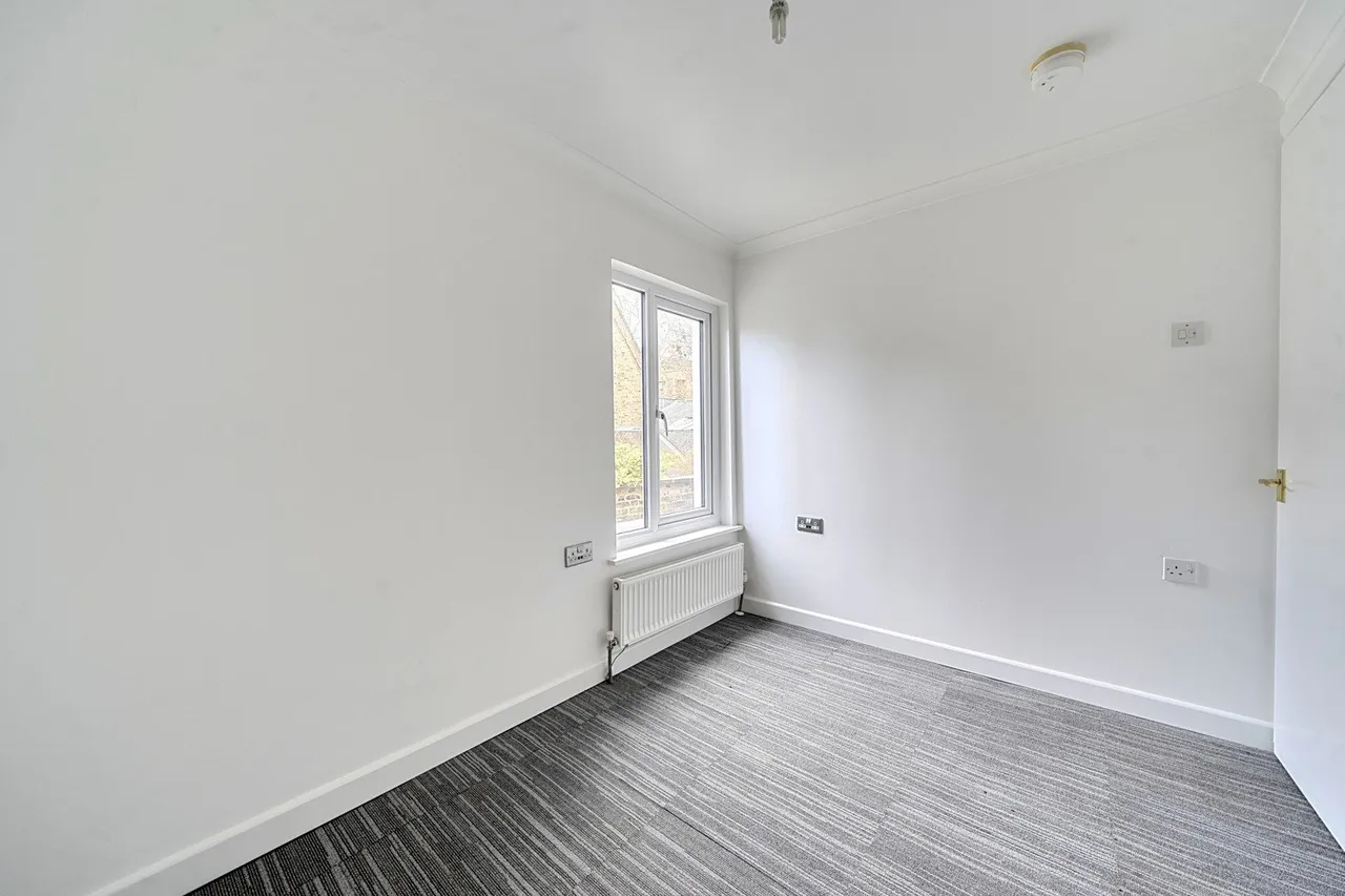 Felday Road, SE13, photo 15