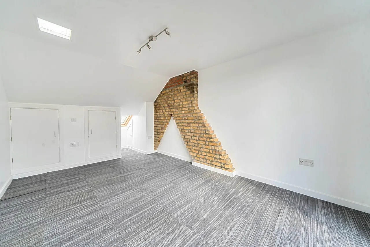 Felday Road, SE13, photo 13