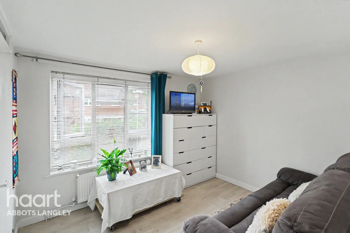 Spur Close, Abbots Langley, WD5, photo 10