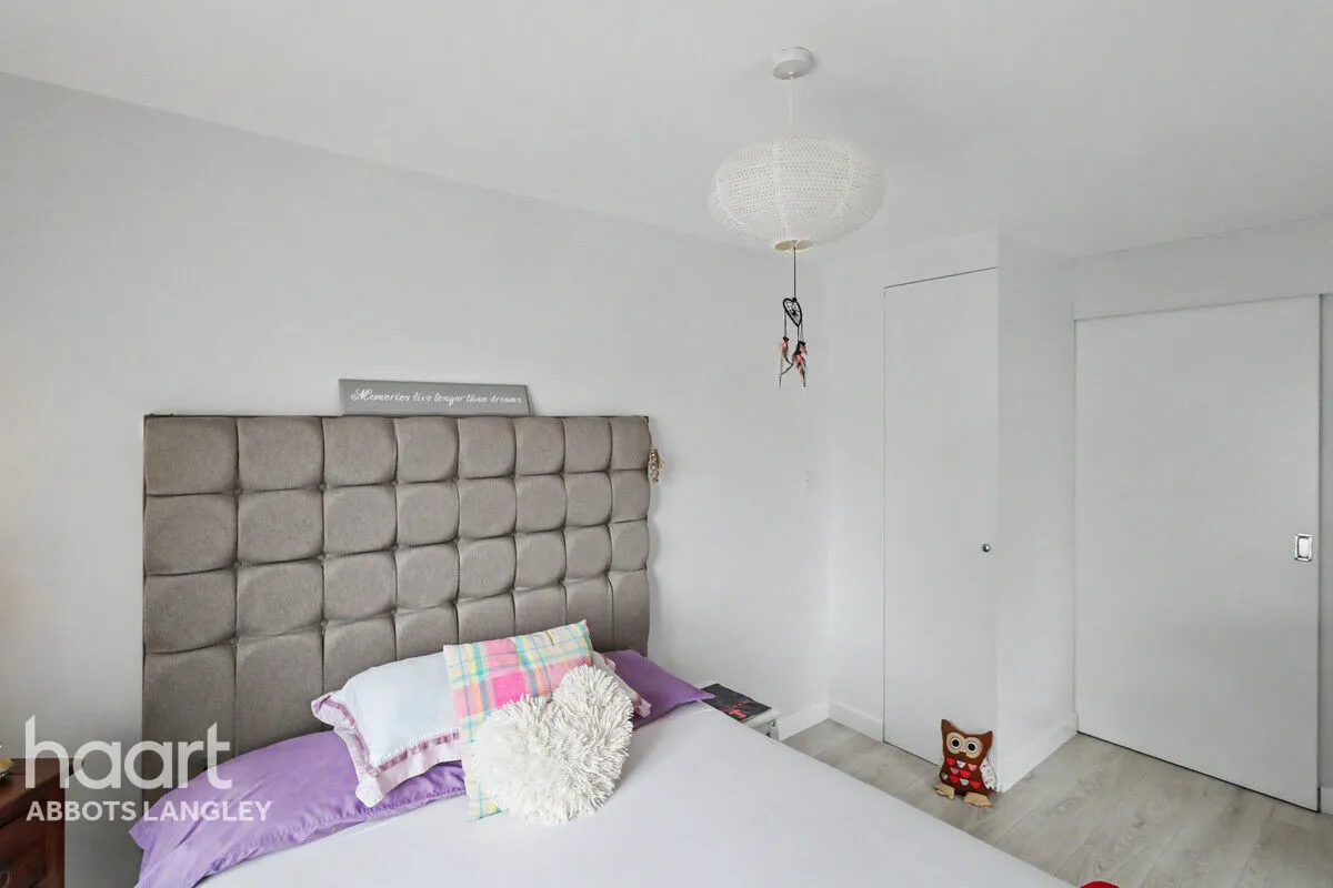 Spur Close, Abbots Langley, WD5, photo 12