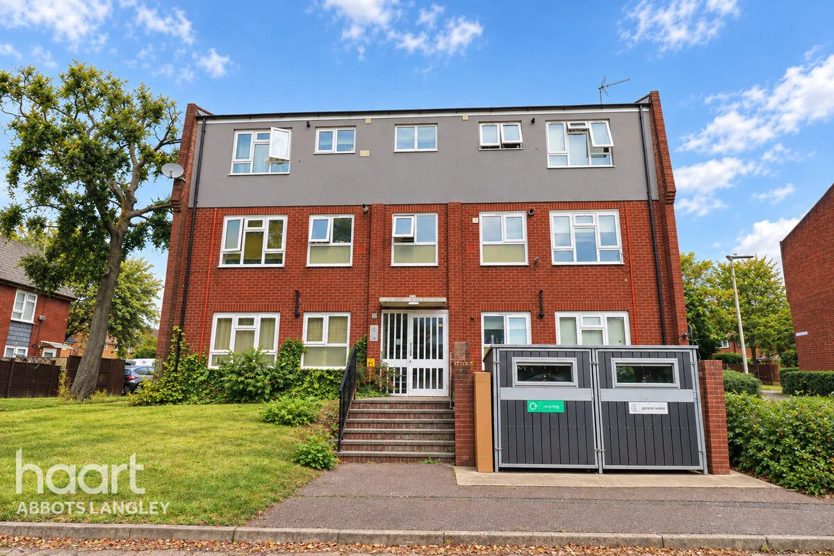 Spur Close, Abbots Langley, WD5, photo 9