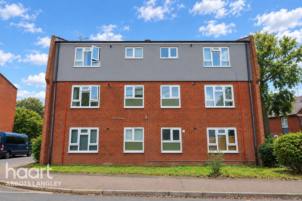 Spur Close, Abbots Langley, WD5, photo 8