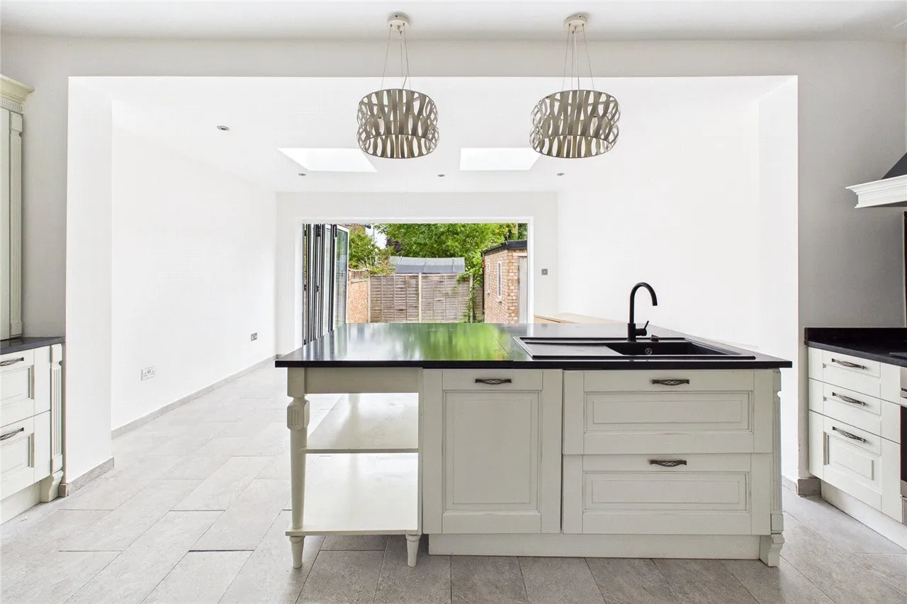 Romeyn Road, London, SW16, photo 4