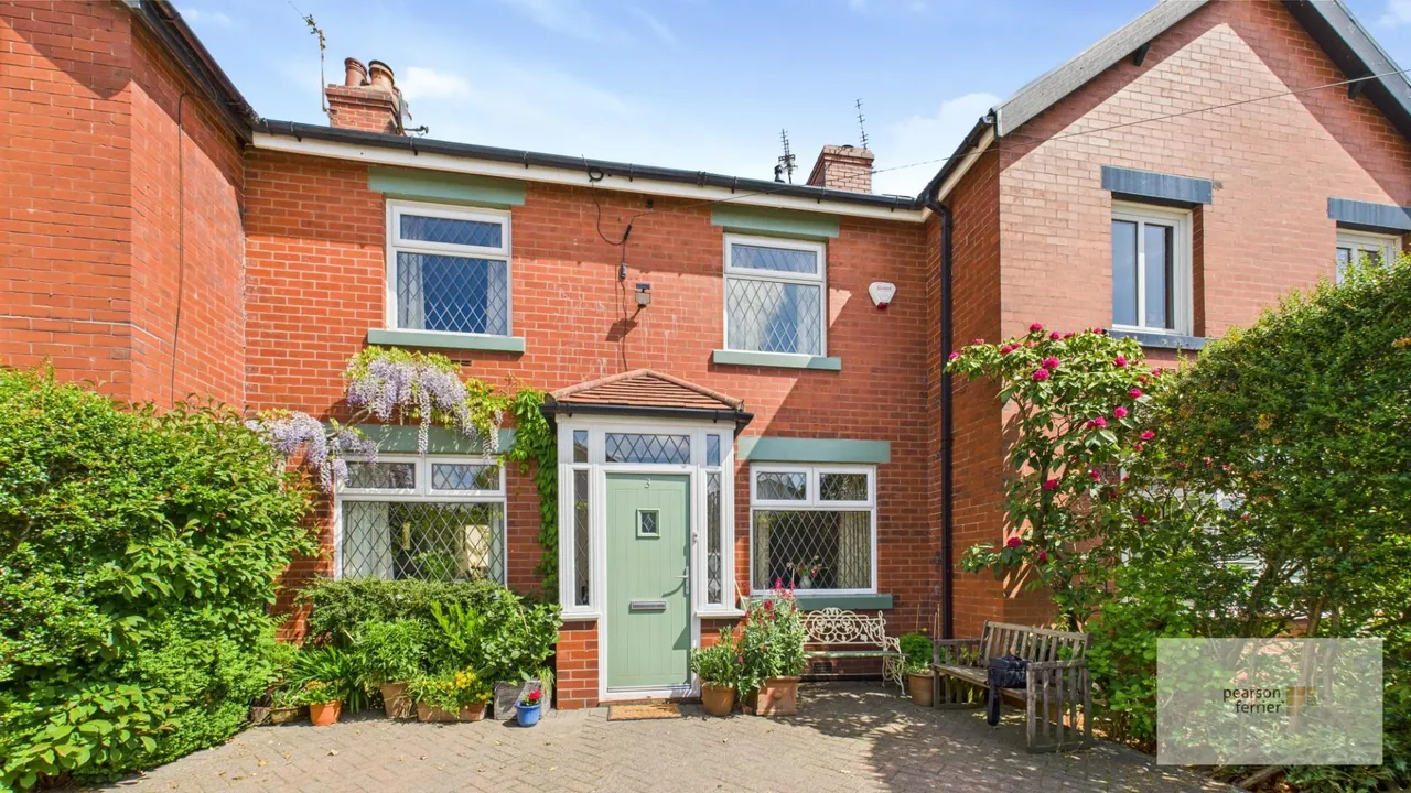 3 bed house for sale — Ash Grove, Holcombe Brook, Bury, BL0 9RS