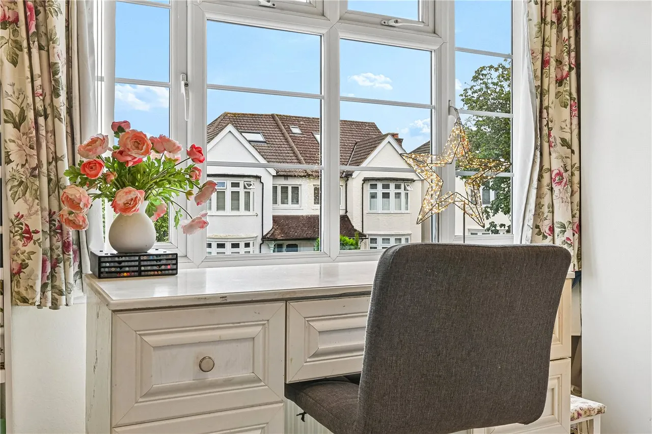 St. James's Avenue, Beckenham, BR3, photo 8