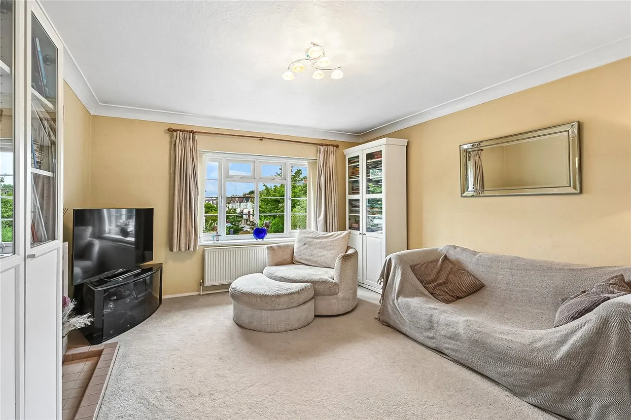 2 bed flat for sale — St. James's Avenue, Beckenham, BR3