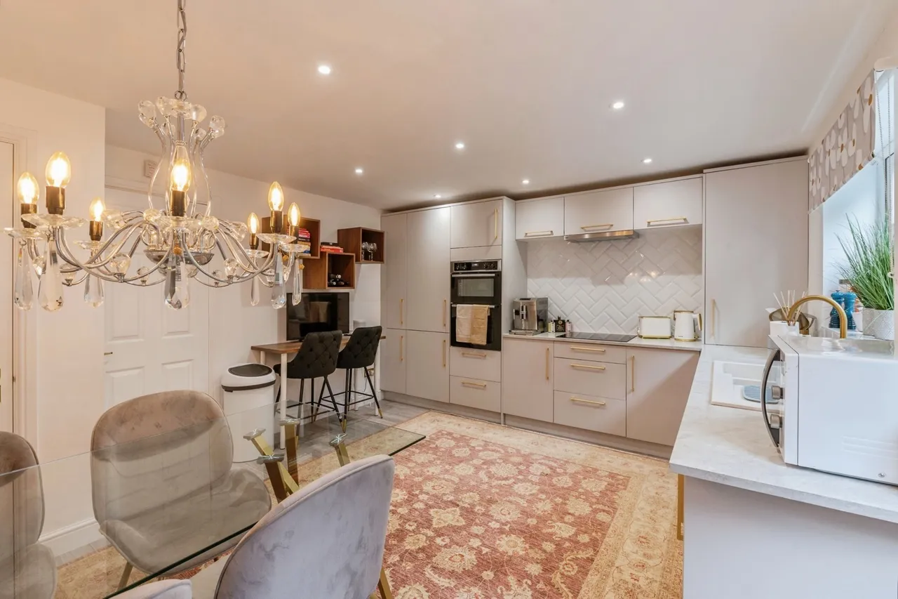 Buttell Close, Grays, Essex, RM17, photo 10