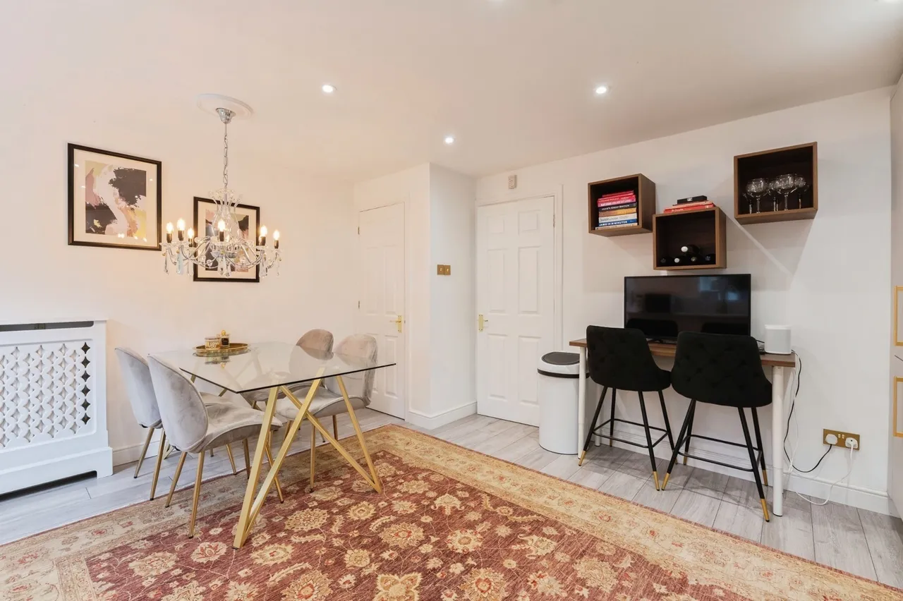 Buttell Close, Grays, Essex, RM17, photo 11