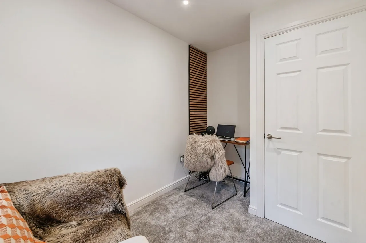 Buttell Close, Grays, Essex, RM17, photo 28